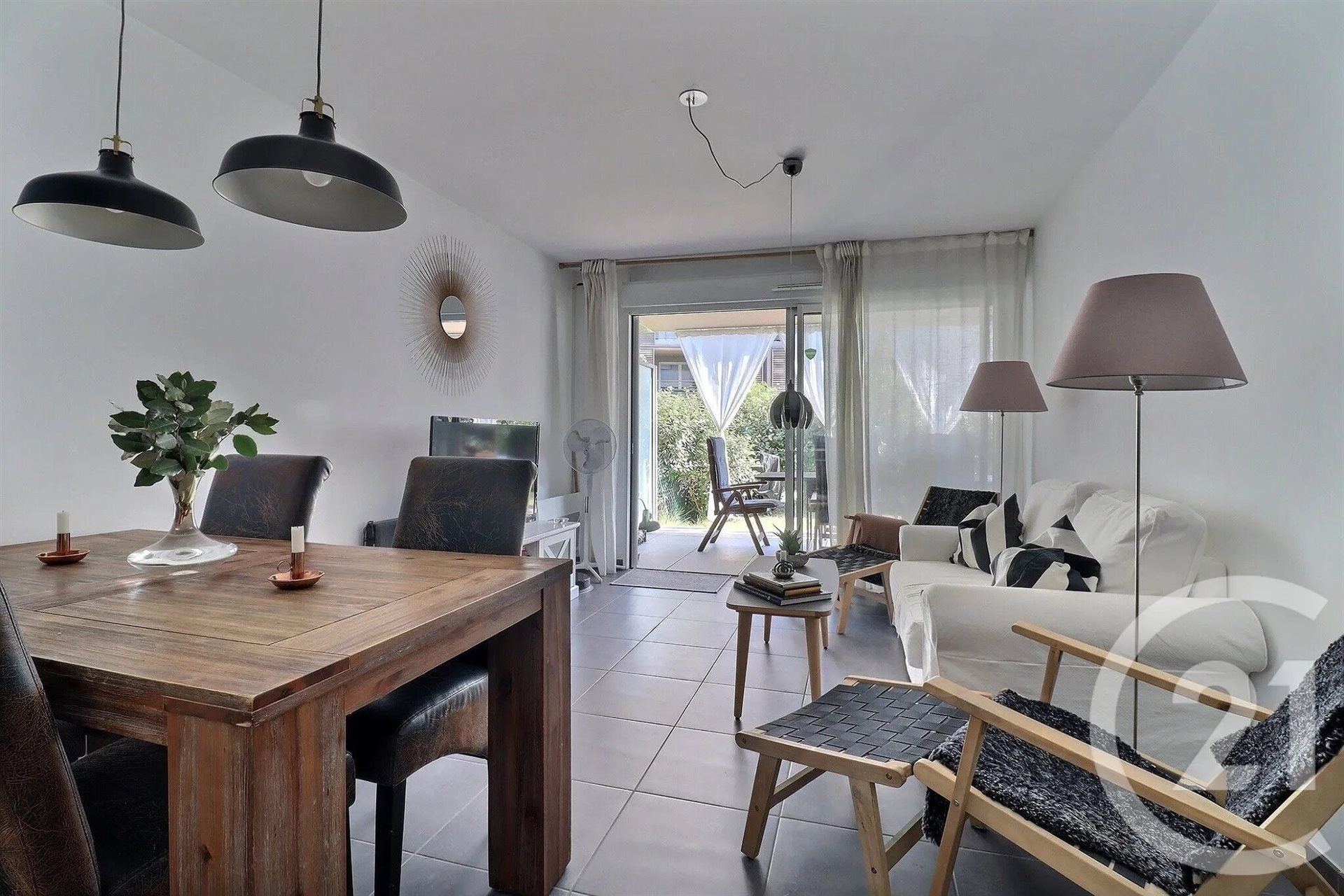 Appartement à vendre, 56m², Fréjus
