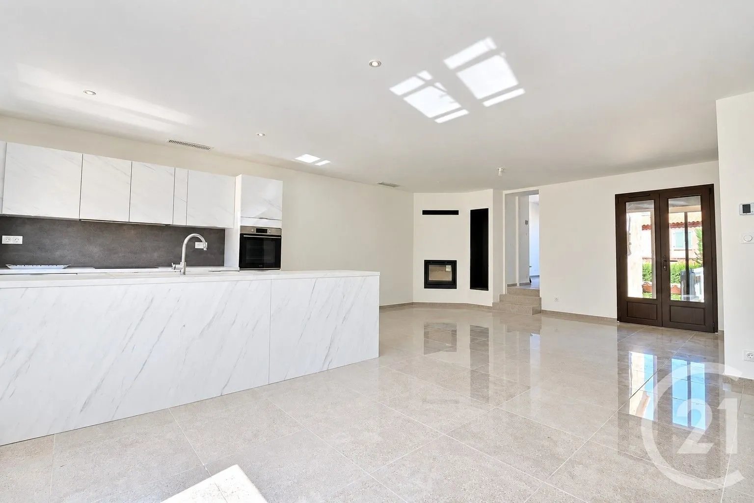 Maison à vendre, 92m², Fréjus