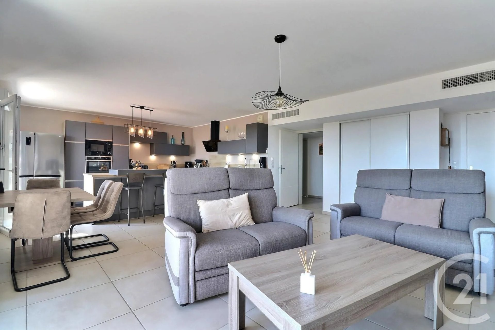 Appartement à vendre, 104m², Fréjus