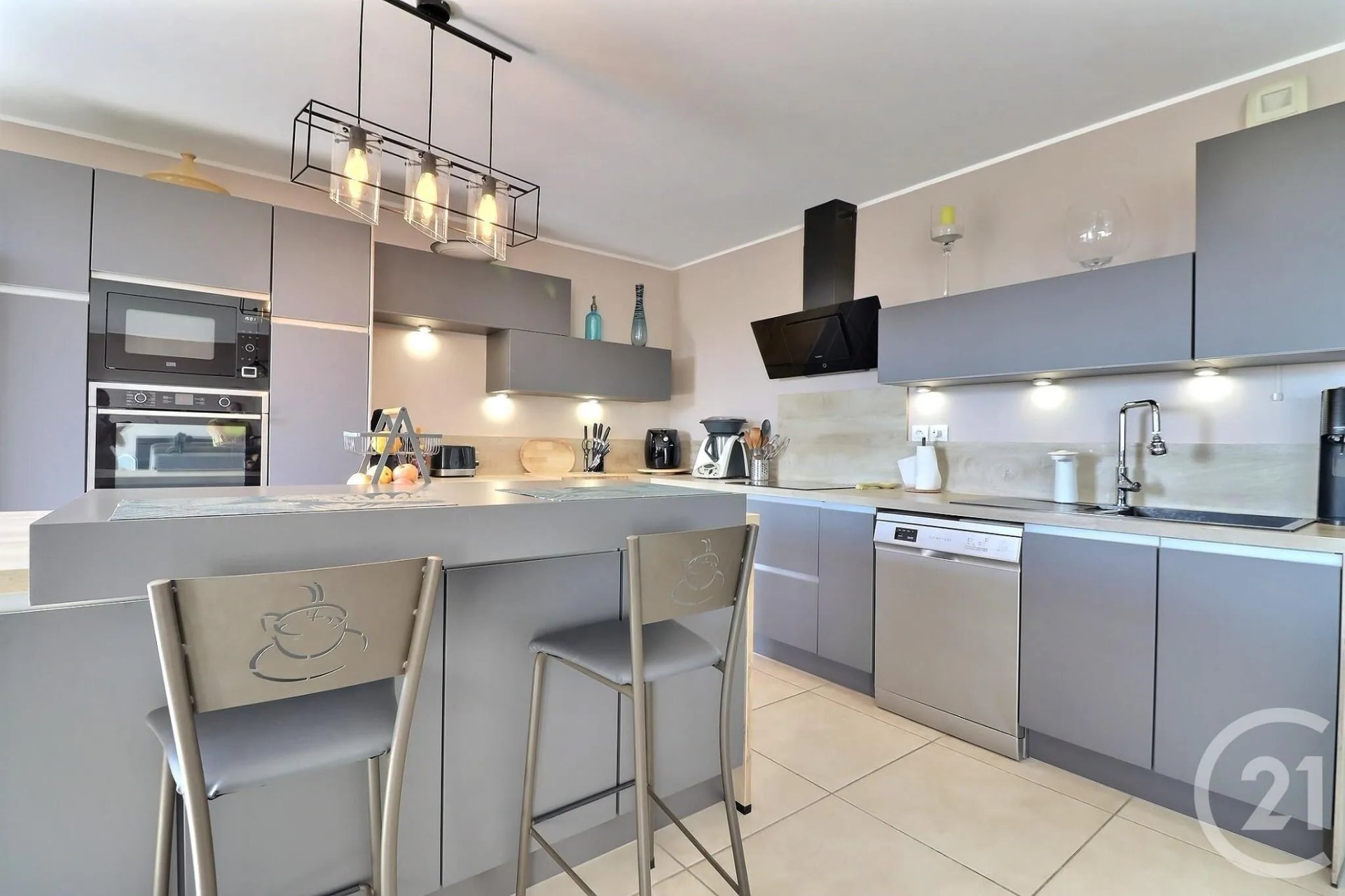 Appartement à vendre, 104m², Fréjus