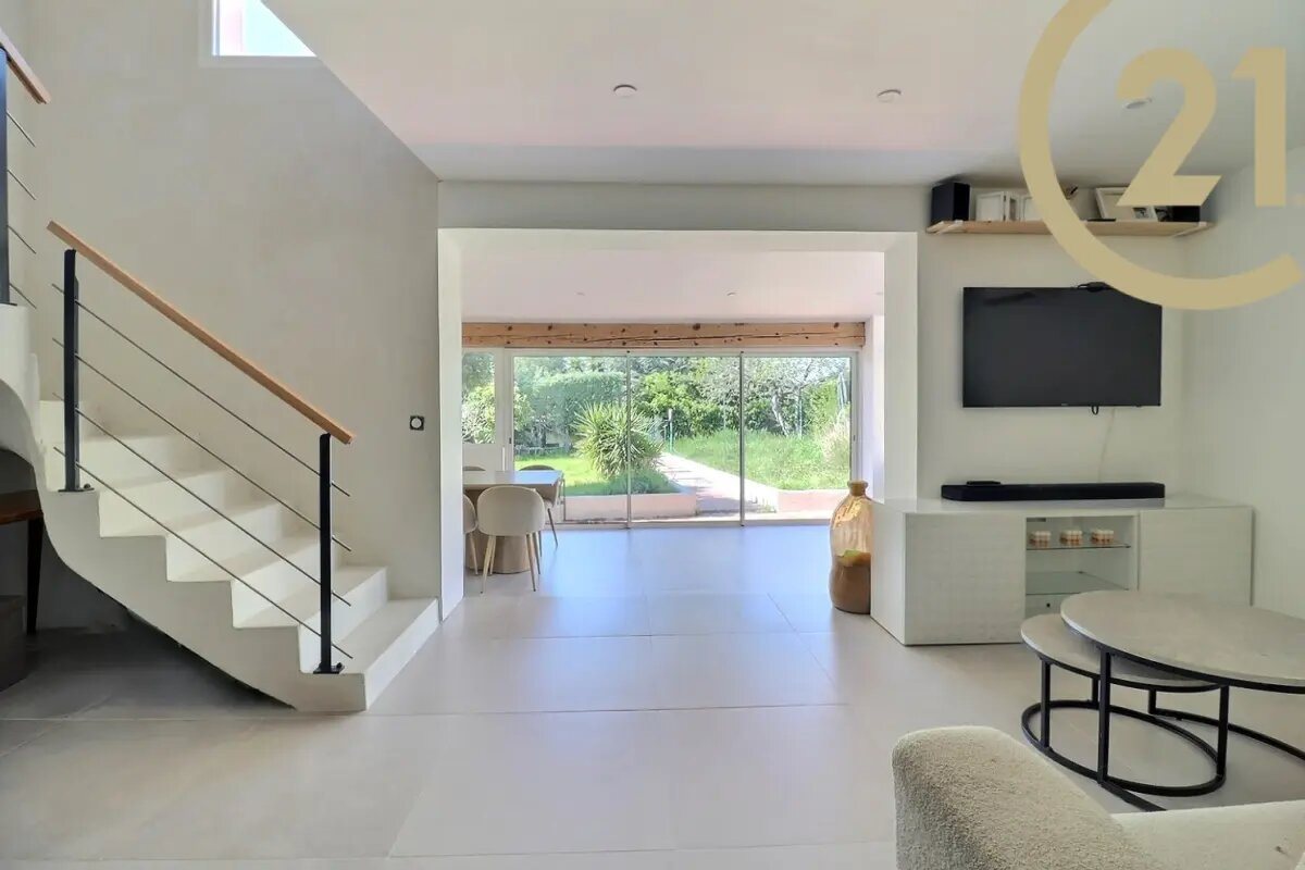 Maison à vendre, 141m², Saint-Raphaël