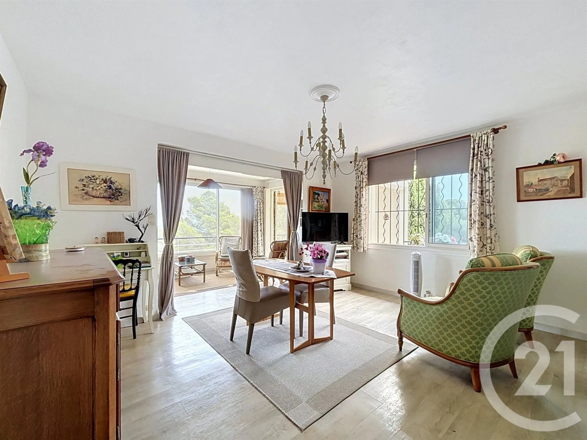 Appartement à vendre, 83m², Fréjus