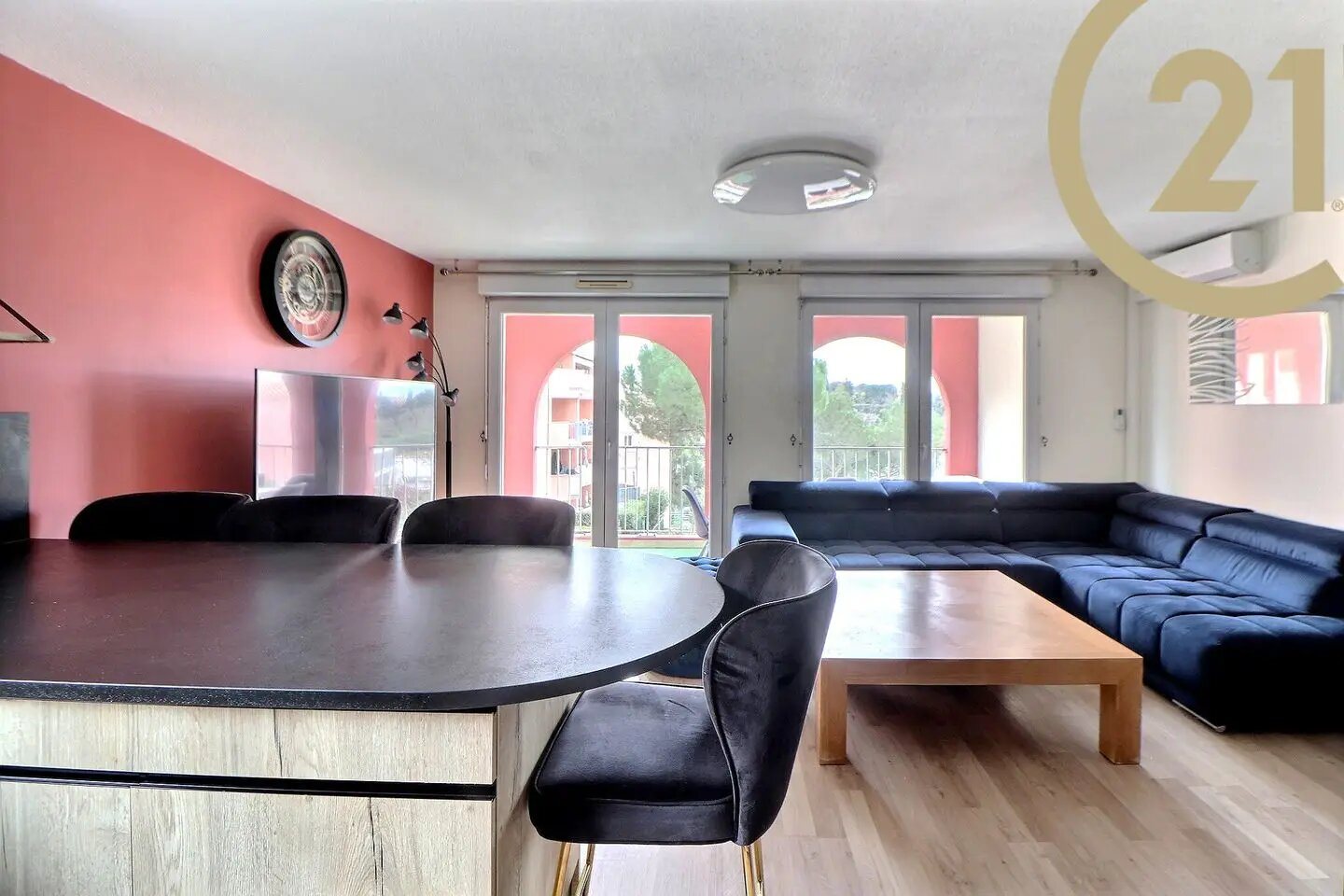 Appartement à vendre, 65m², Fréjus