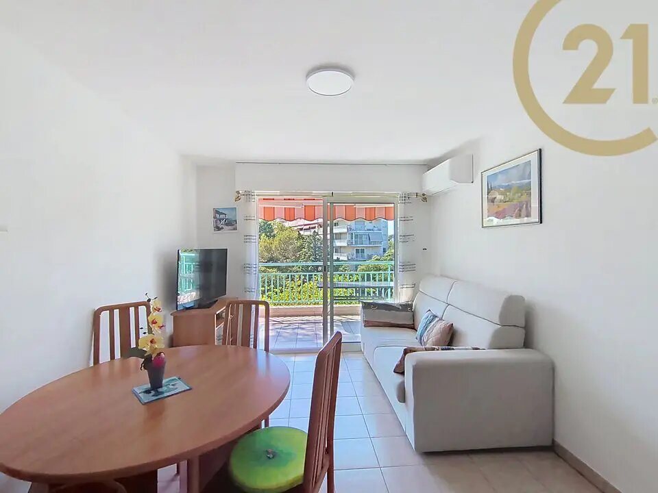 Appartement à vendre, 30m², Saint-Raphaël
