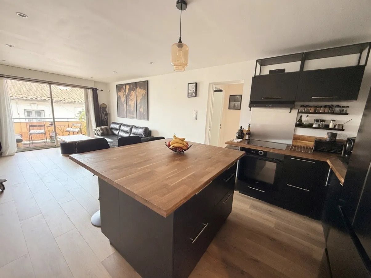 Appartement à vendre, 71m², Sète