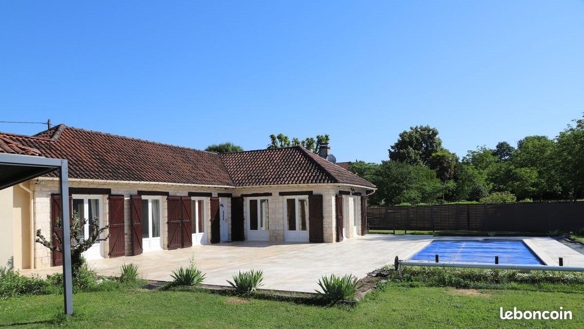 Maison à vendre, 143m², Bétaille