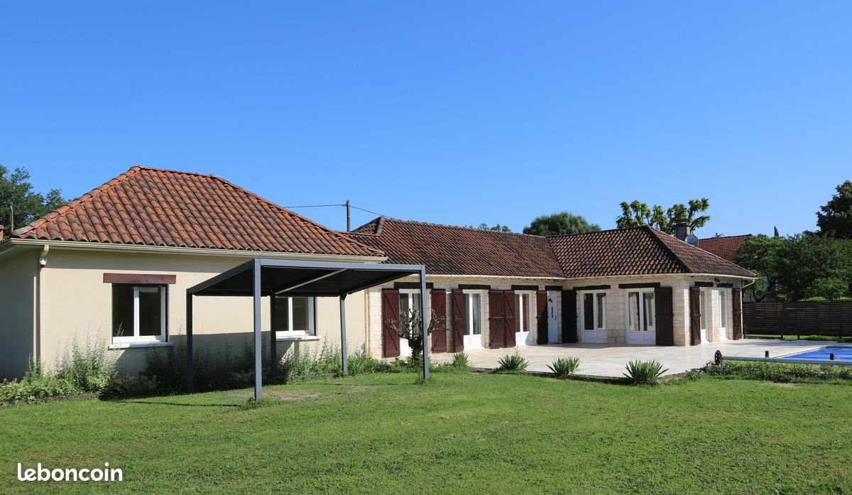 Maison à vendre, 143m², Bétaille