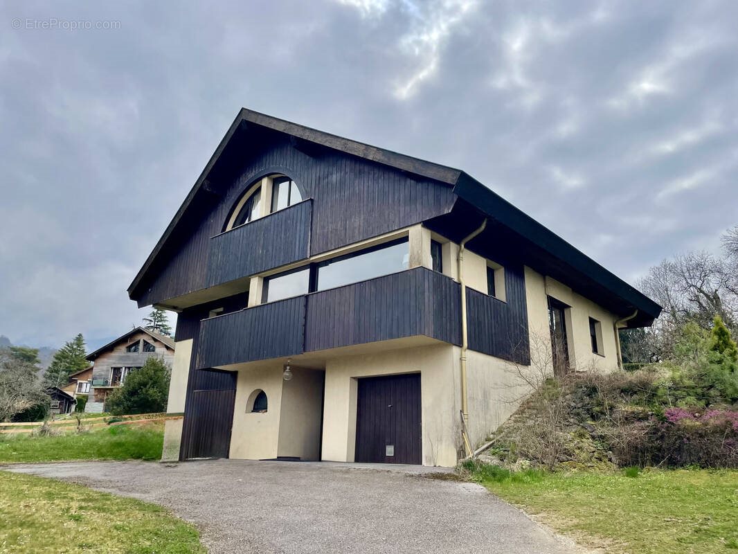 Maison à vendre, 180m², Talloires