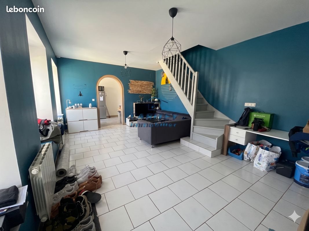Appartement à louer, 74m², Lure