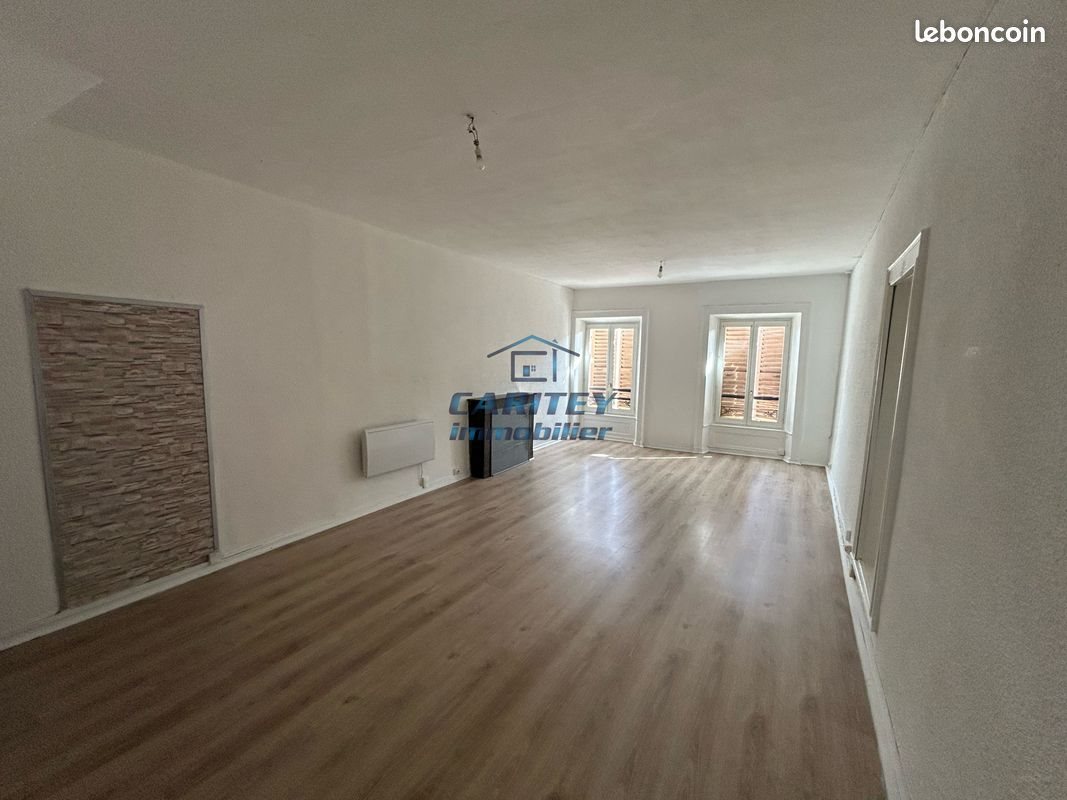 Appartement à louer, 62m², Lure