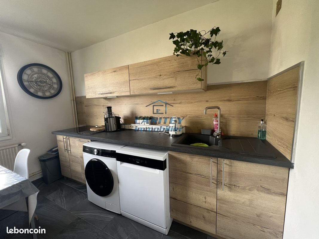 Appartement à vendre, 70m², Lure
