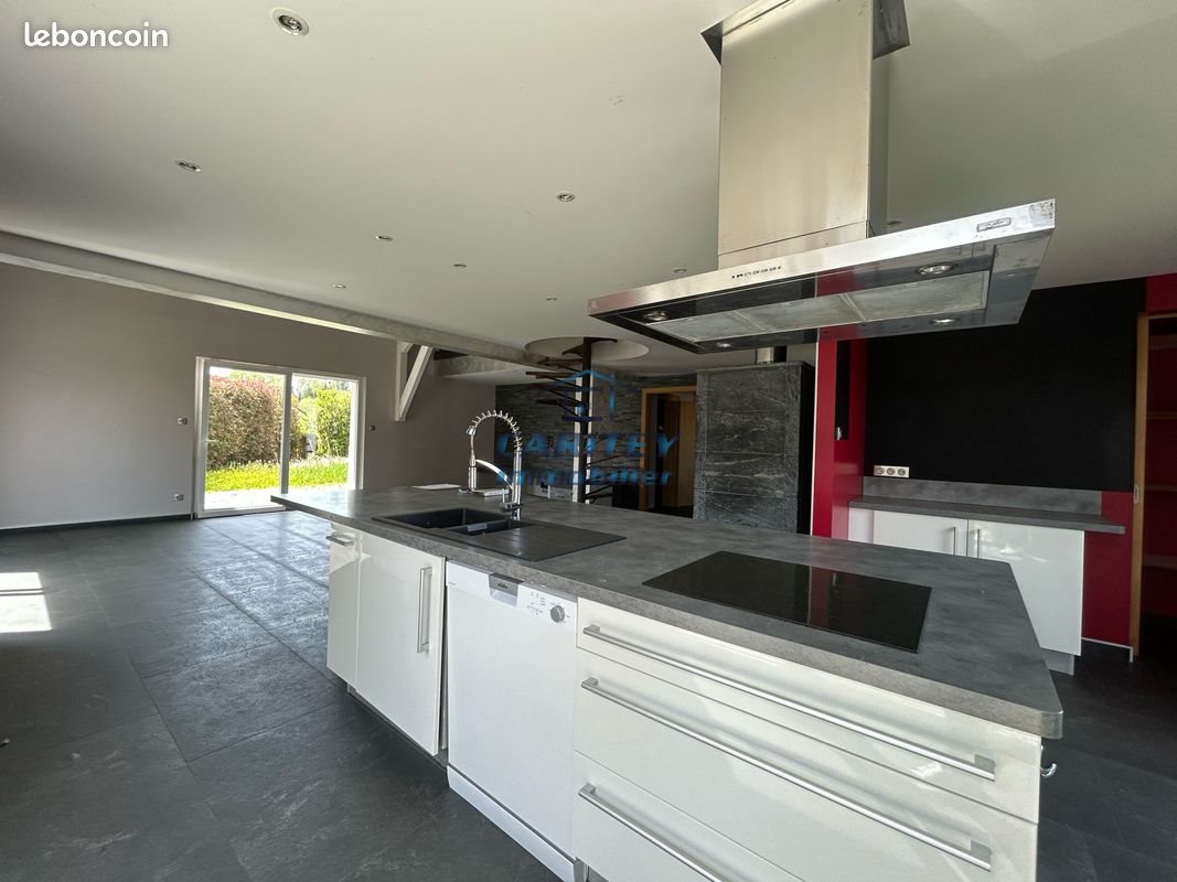 Maison à vendre, 250m², Magny-Vernois