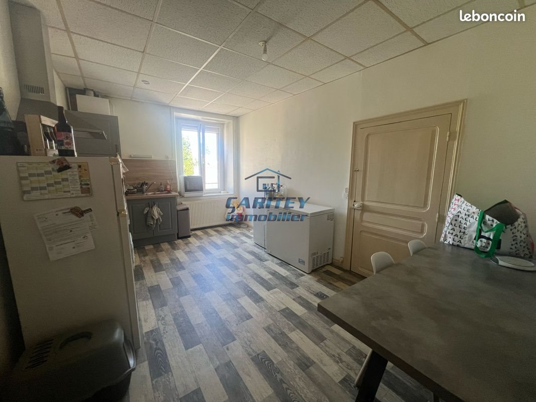 Appartement à louer, 75m², Villersexel