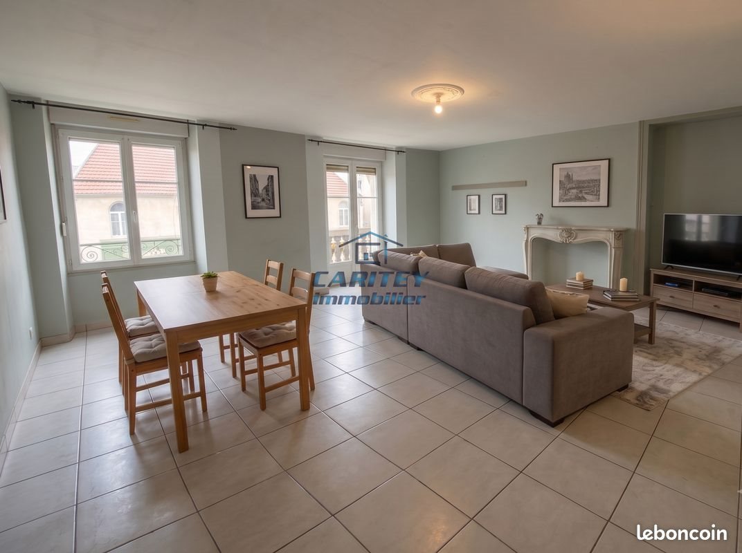 Appartement à louer, 60m², Lure