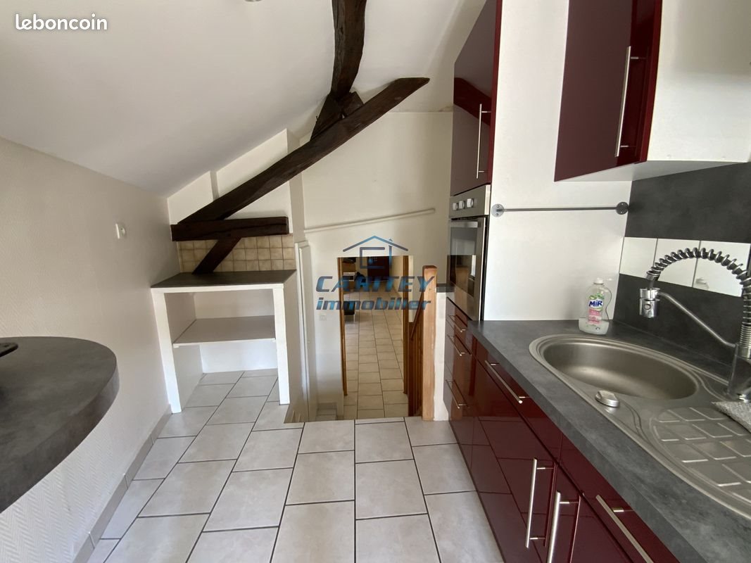 Appartement à louer, 53m², Lure