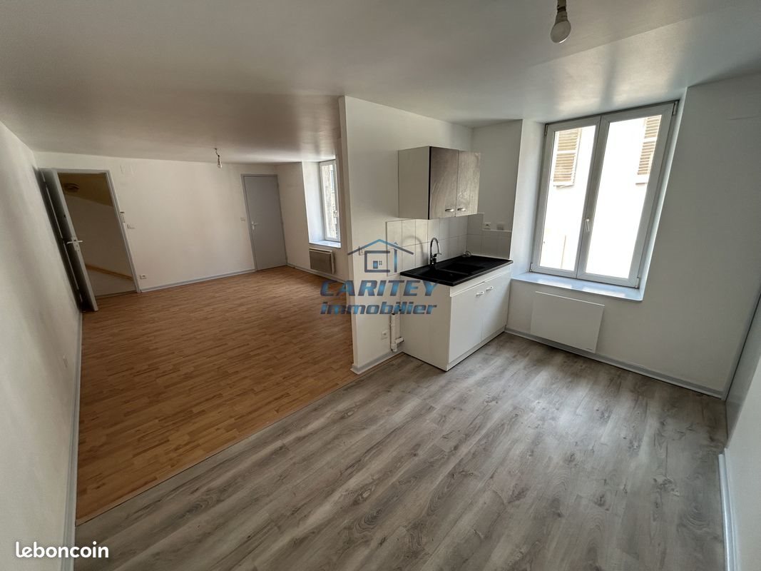 Appartement à louer, 42m², Lure