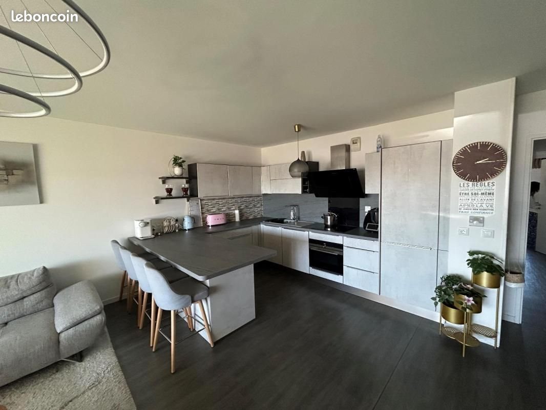 Appartement à louer, 84m², Tours