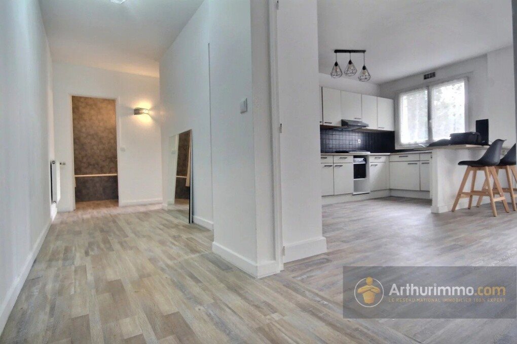 Appartement à louer, 52m², Saint-Maurice