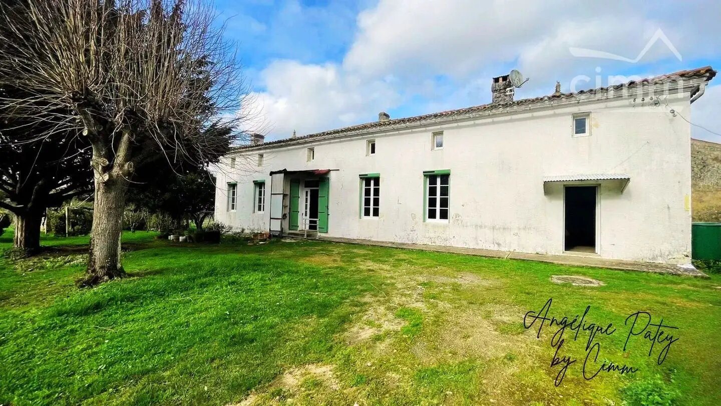 Maison à vendre, 116m², Saint-Genis-de-Saintonge