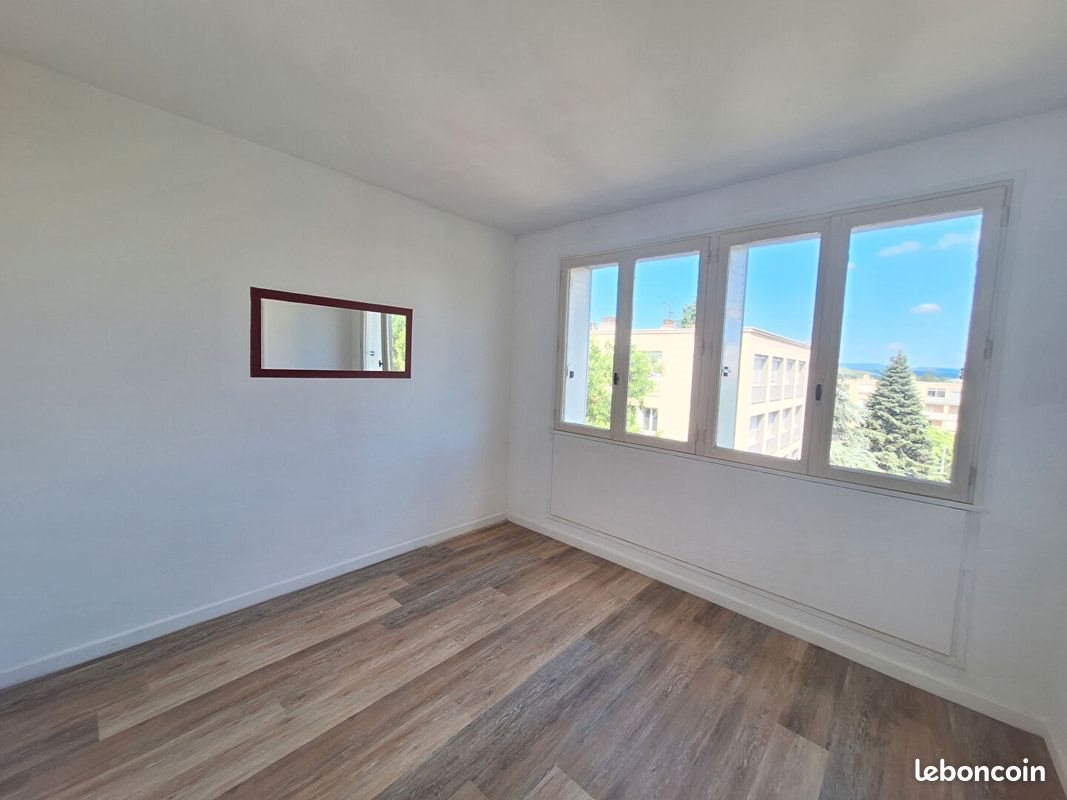 Appartement à louer, 57m², Pierrelatte