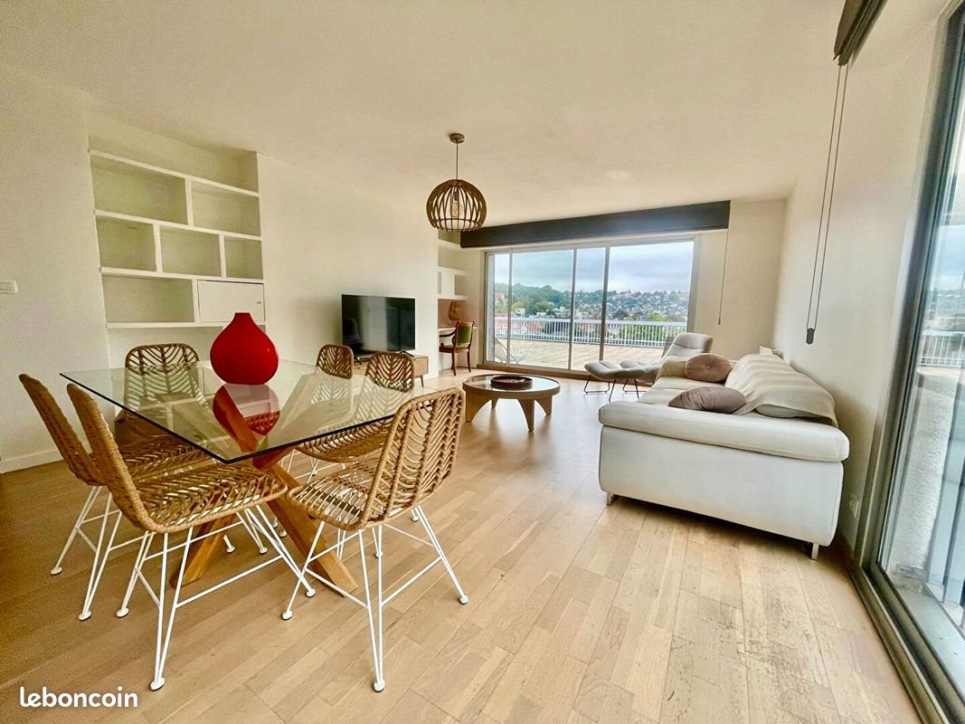 Appartement à louer, 87m², Mont-Saint-Aignan