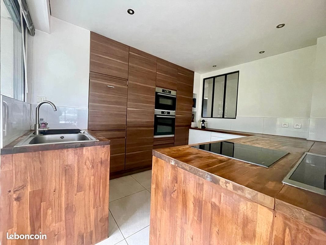 Appartement à louer, 87m², Mont-Saint-Aignan