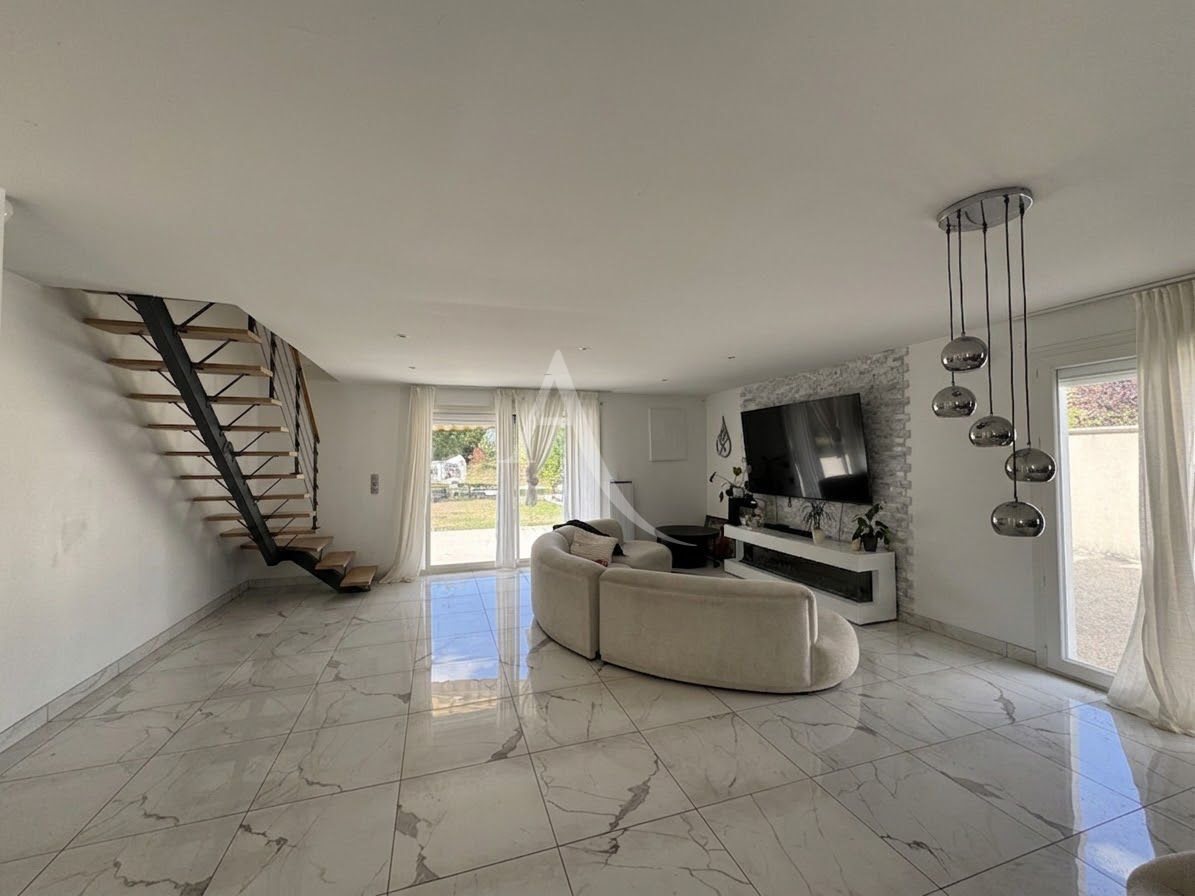Maison à vendre, 130m², Rubelles