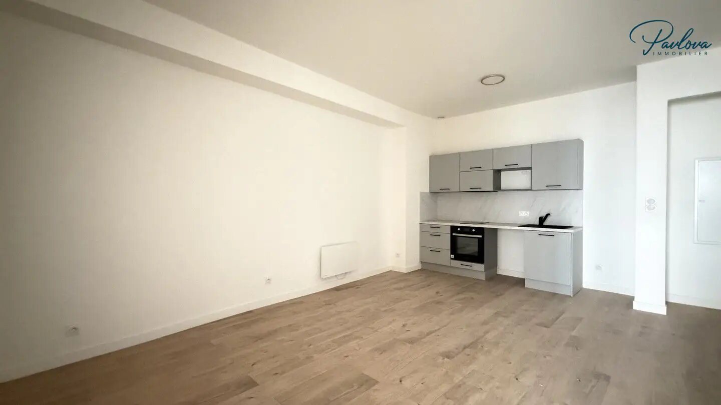 Appartement à louer, 58m², Nîmes