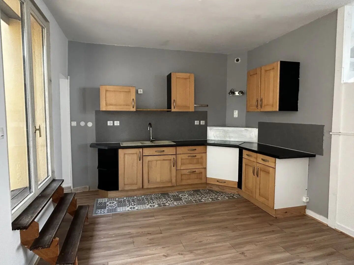 Maison à louer, 97m², Douarnenez