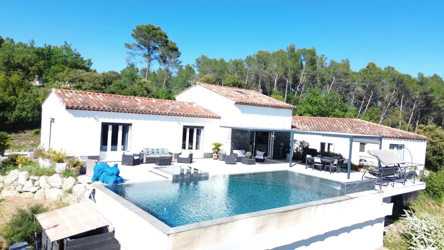 Maison à vendre, 234m², Lorgues