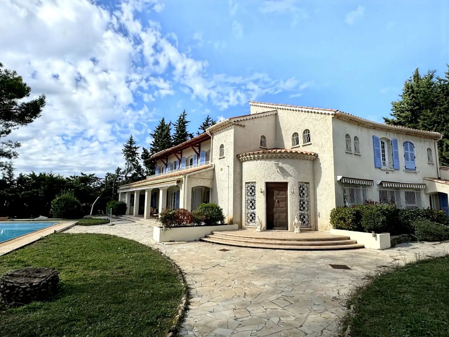 Maison à vendre, 380m², Draguignan