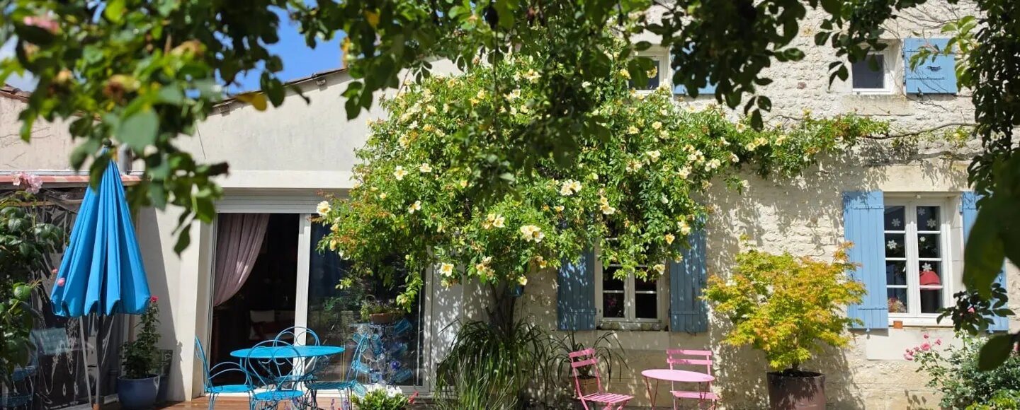 Maison à vendre, 249m², Saint-Georges-des-Coteaux