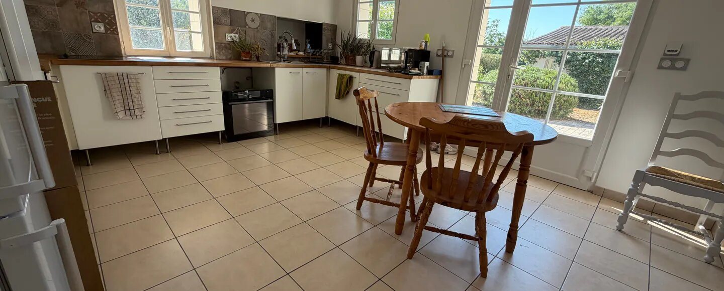 Maison à vendre, 214m², Fontaines-d'Ozillac