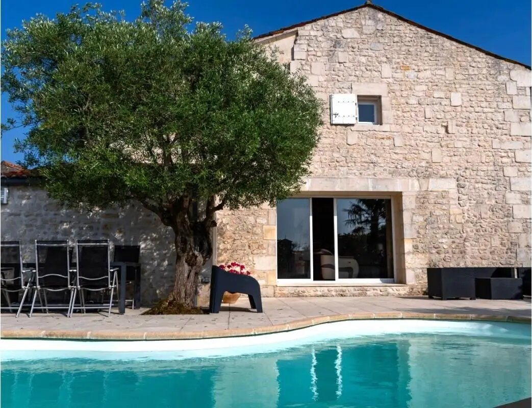 Maison à vendre, 228m², Nieul-lès-Saintes