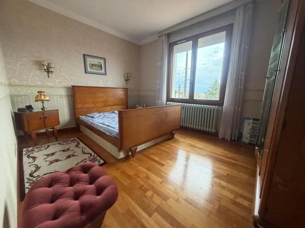 Maison à vendre, 141m², Saintes