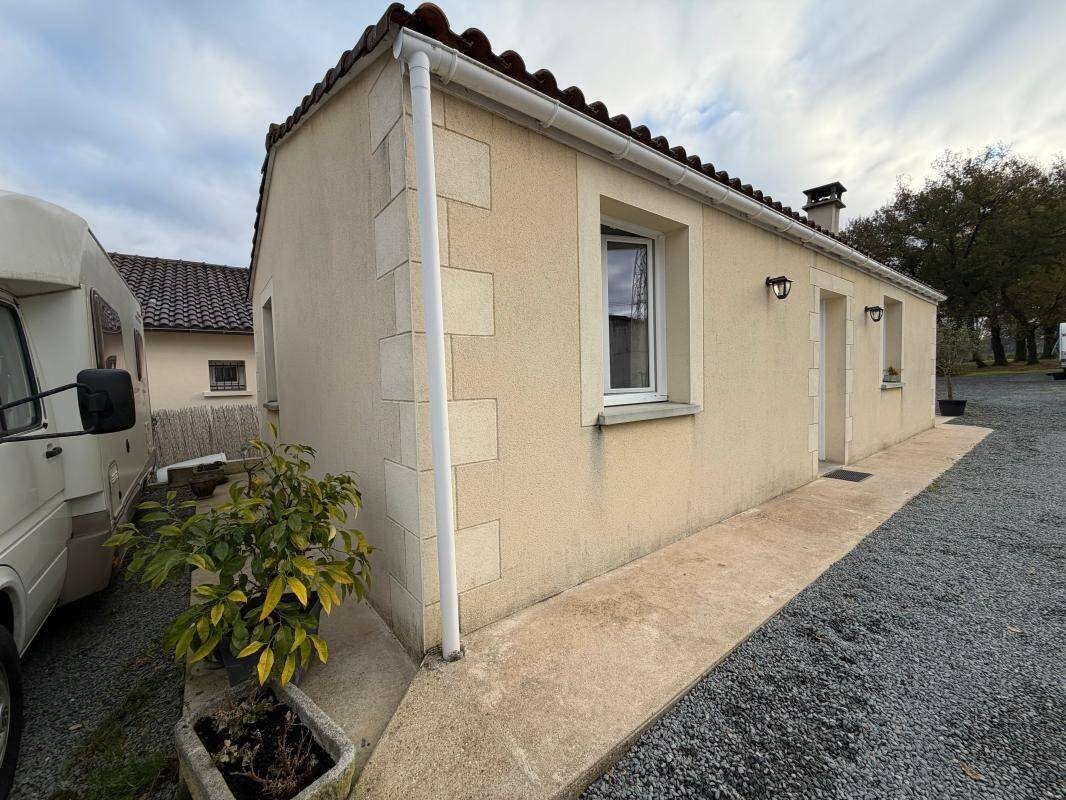 Maison à vendre, 67m², Saintes