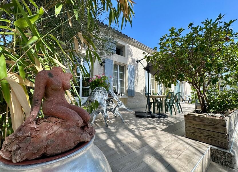 Maison à vendre, 227m², Brives-sur-Charente