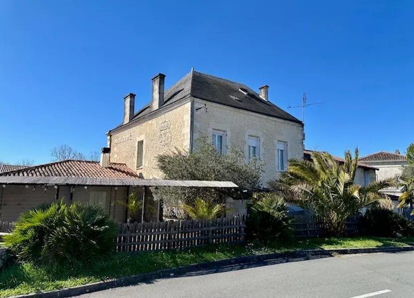 Maison à vendre, 347m², Saint-Genis-de-Saintonge