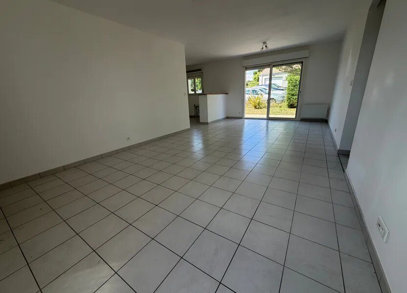 Maison à vendre, 110m², Saint-Georges-des-Coteaux