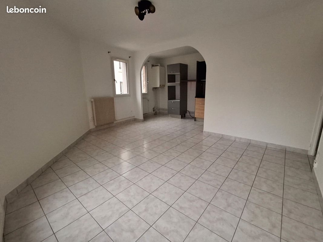 Appartement à louer, 53m², Epernay