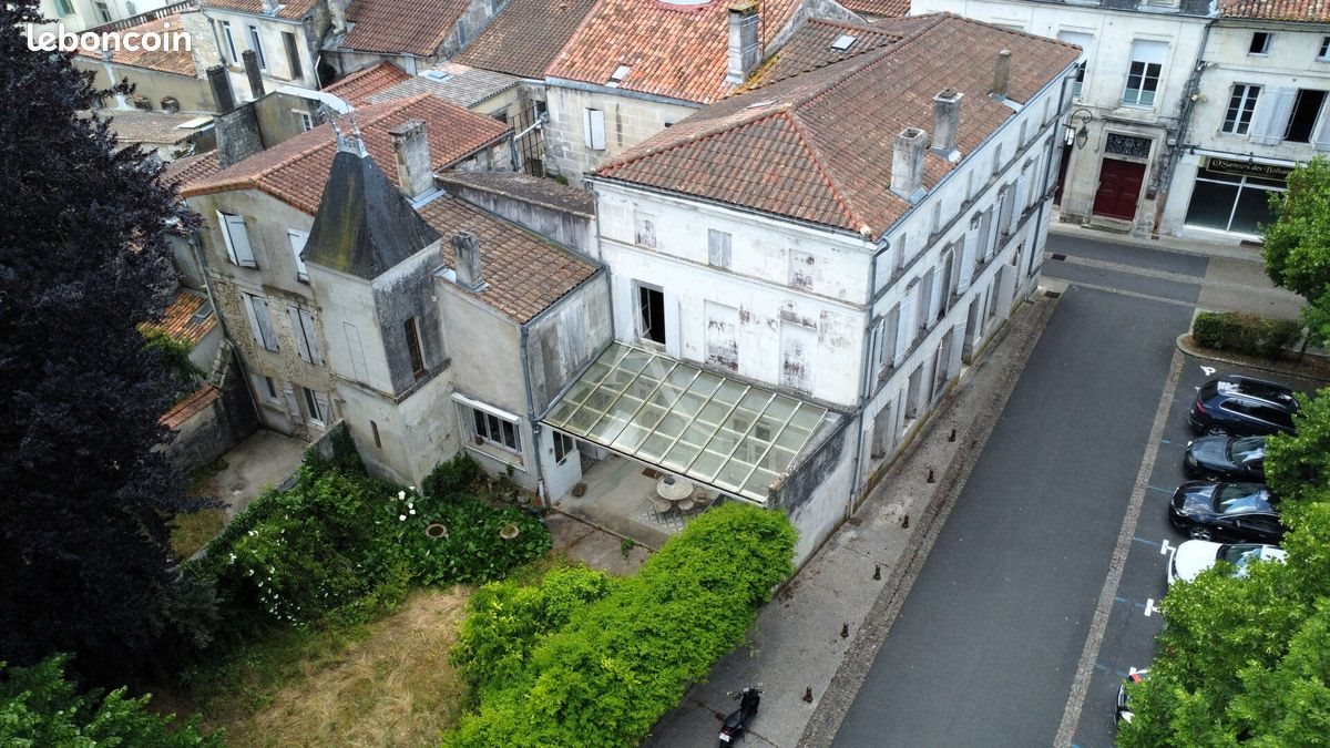 Maison à vendre, 344m², Pons
