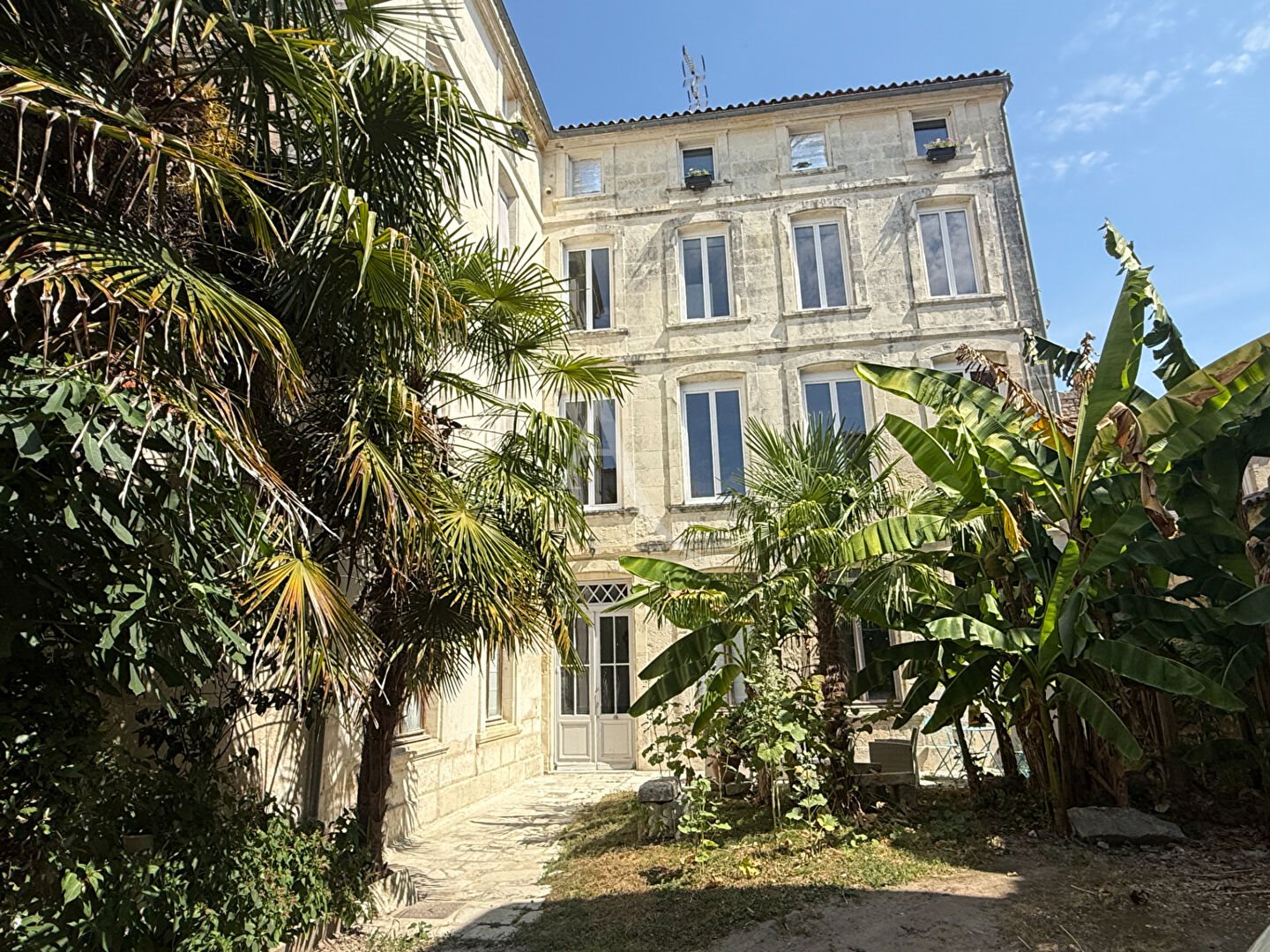 Appartement à louer, 48m², Saintes