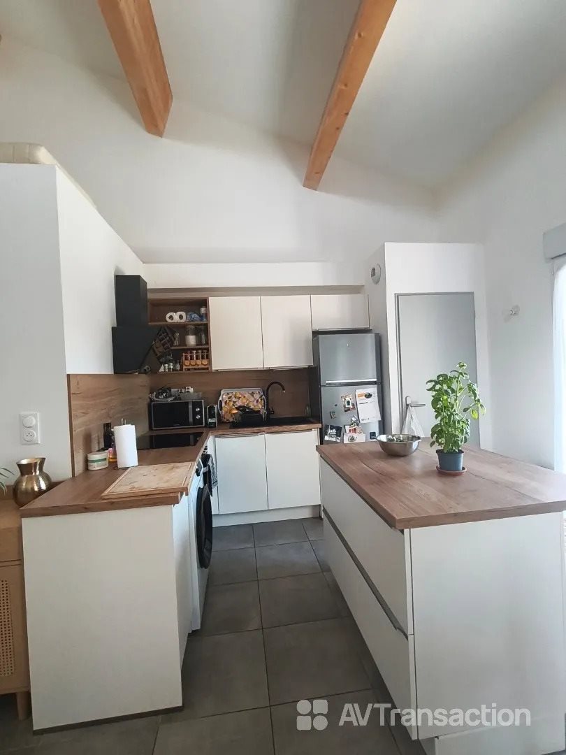 Appartement à vendre, 74m², Trets