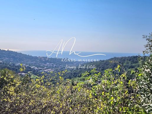Maison 5 pièces 110 m² · à Cavalaire-sur-Mer · 110 m² · 1 365 000 €