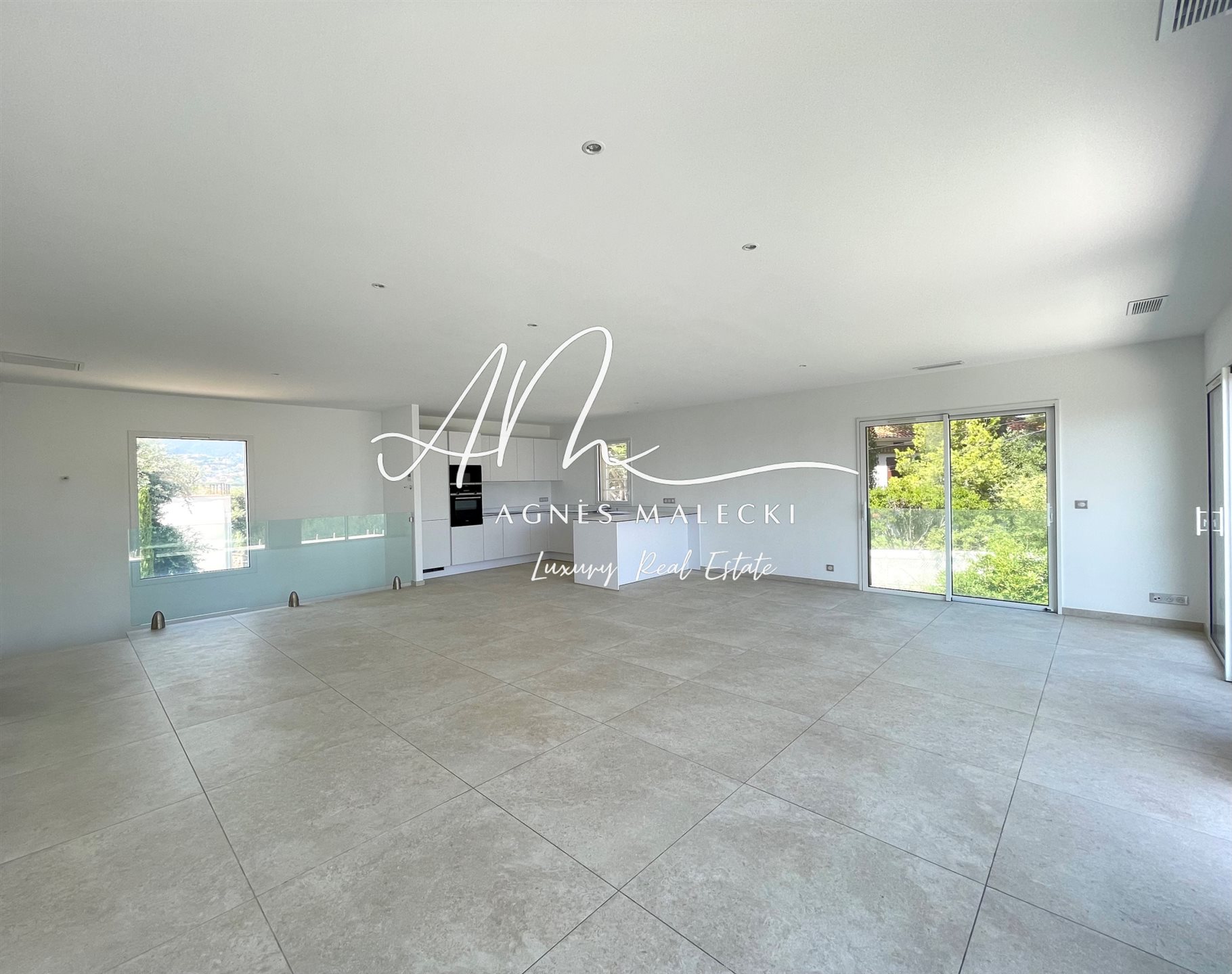 Maison à vendre, 168m², Cavalaire-sur-Mer