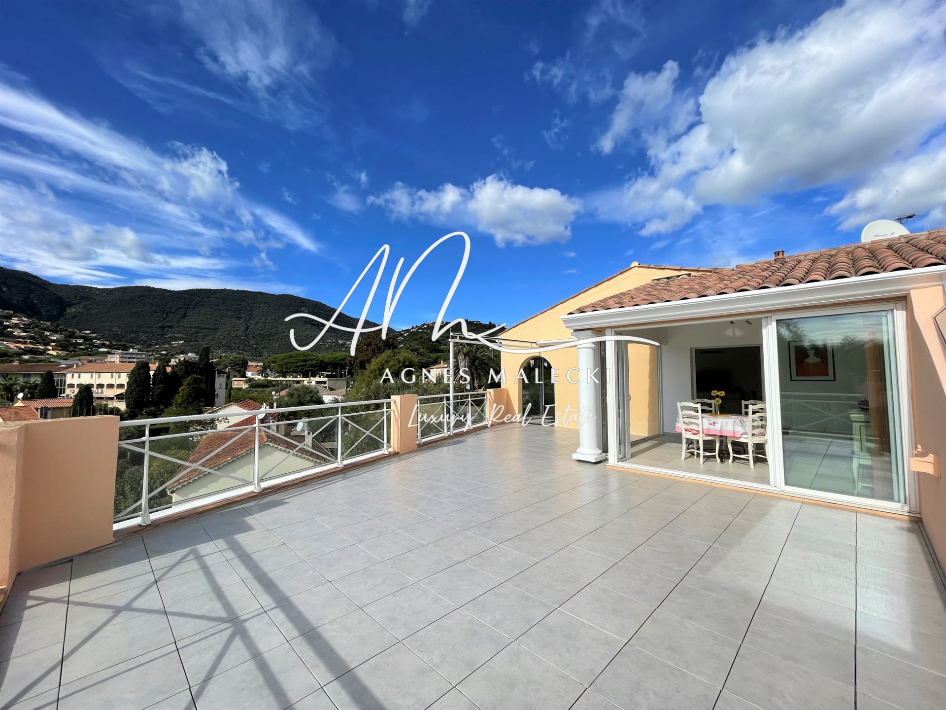 Appartement à vendre, 72m², Cavalaire-sur-Mer