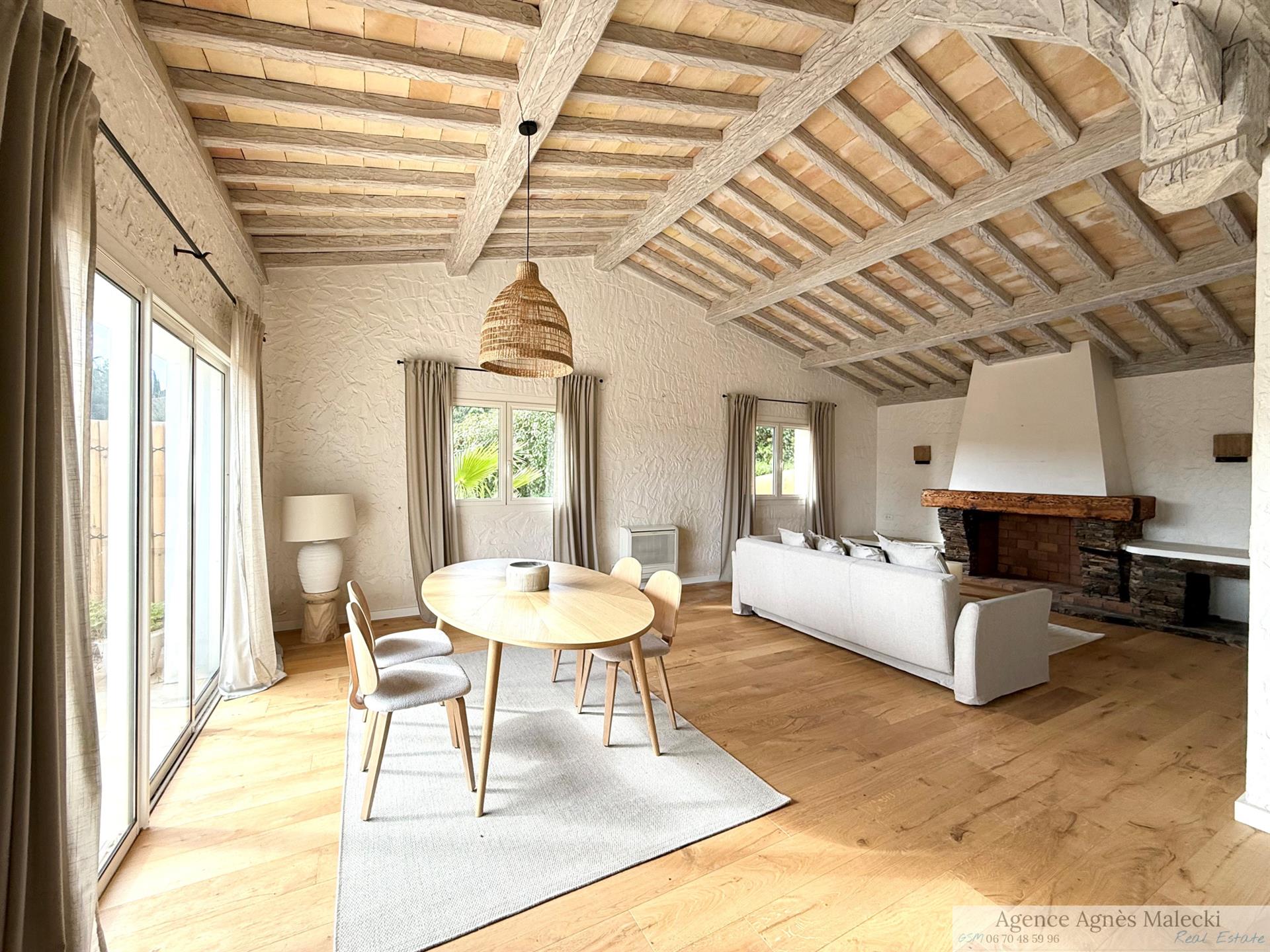 Appartement à vendre, 125m², Cavalaire-sur-Mer