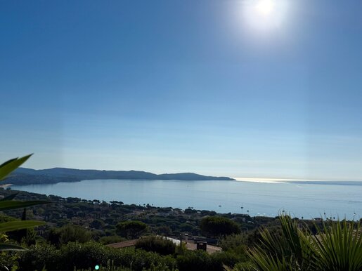 Maison 8 pièces 309 m² · à Cavalaire-sur-Mer · 309 m² · 1 790 000 €