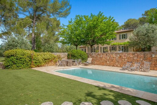 Maison 10 pièces 260 m² · à Trans-en-Provence · 260 m² · 1 680 000 €