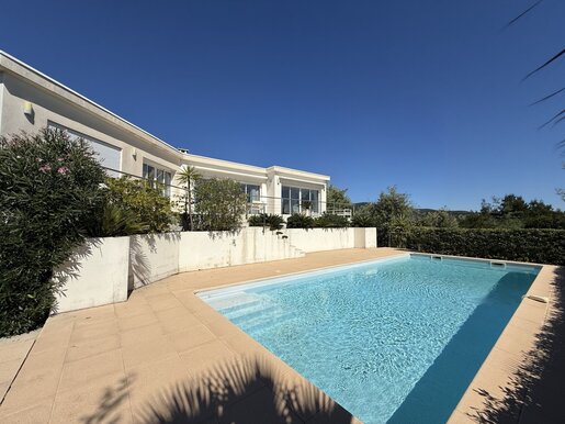 Maison 8 pièces 309 m² · à Cavalaire-sur-Mer · 309 m² · 1 790 000 €